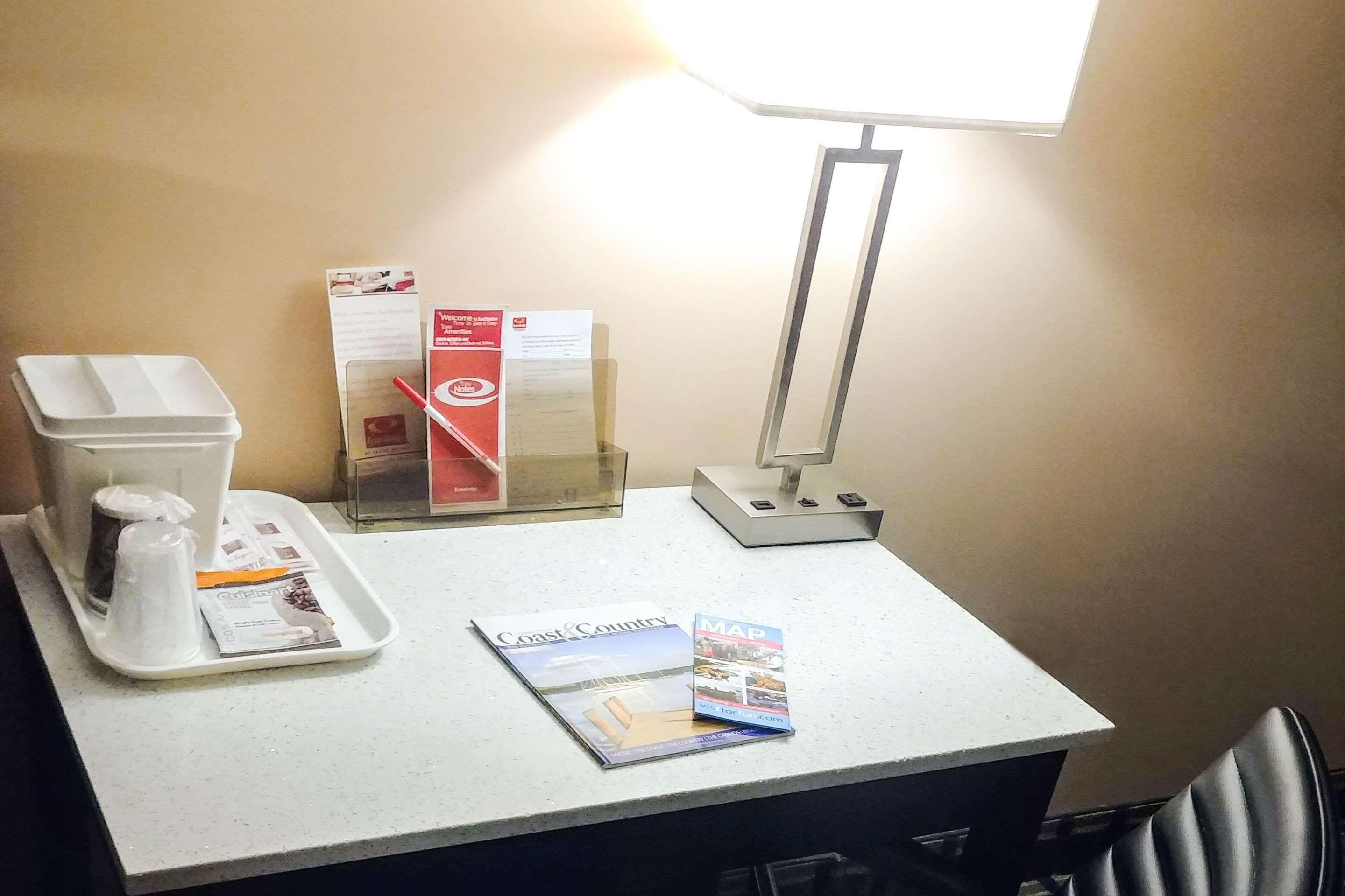 Econo Lodge Milldale - Southington Ngoại thất bức ảnh