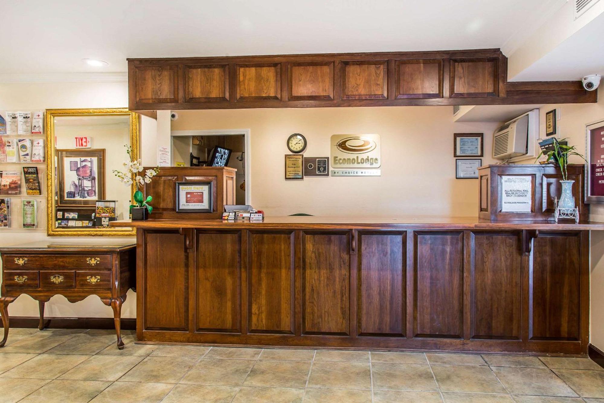 Econo Lodge Milldale - Southington Ngoại thất bức ảnh