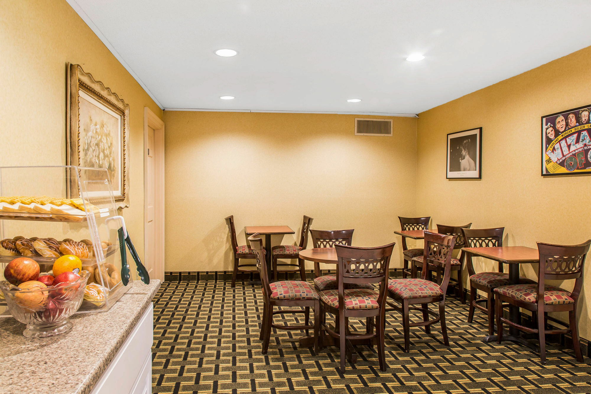 Econo Lodge Milldale - Southington Ngoại thất bức ảnh